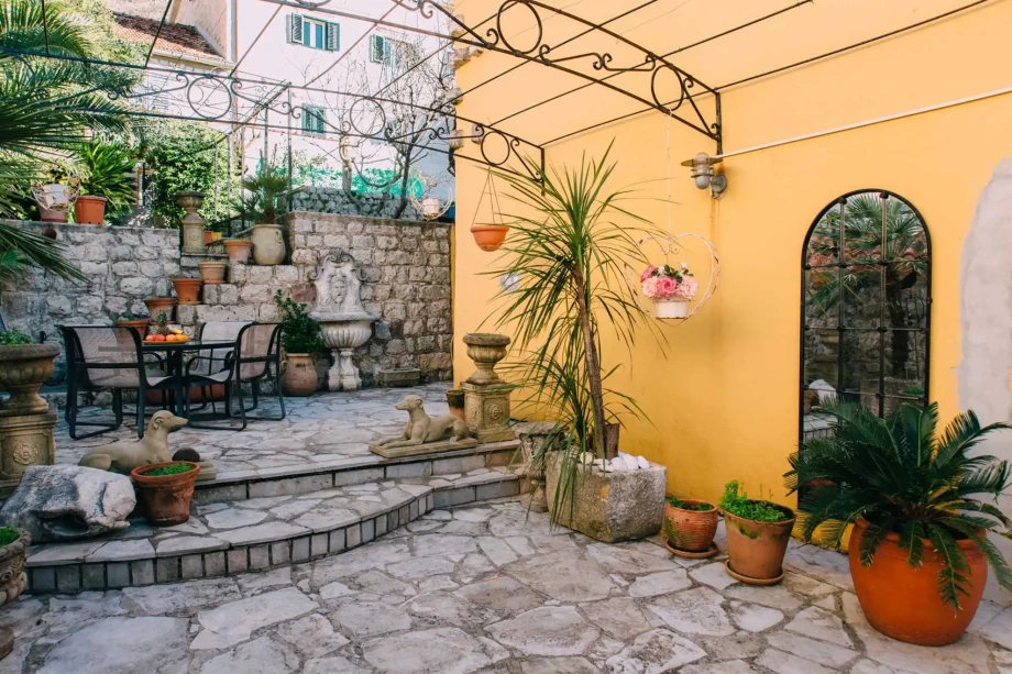 Beautifully Landscaped Garden at the Villa with Vibrant Colors