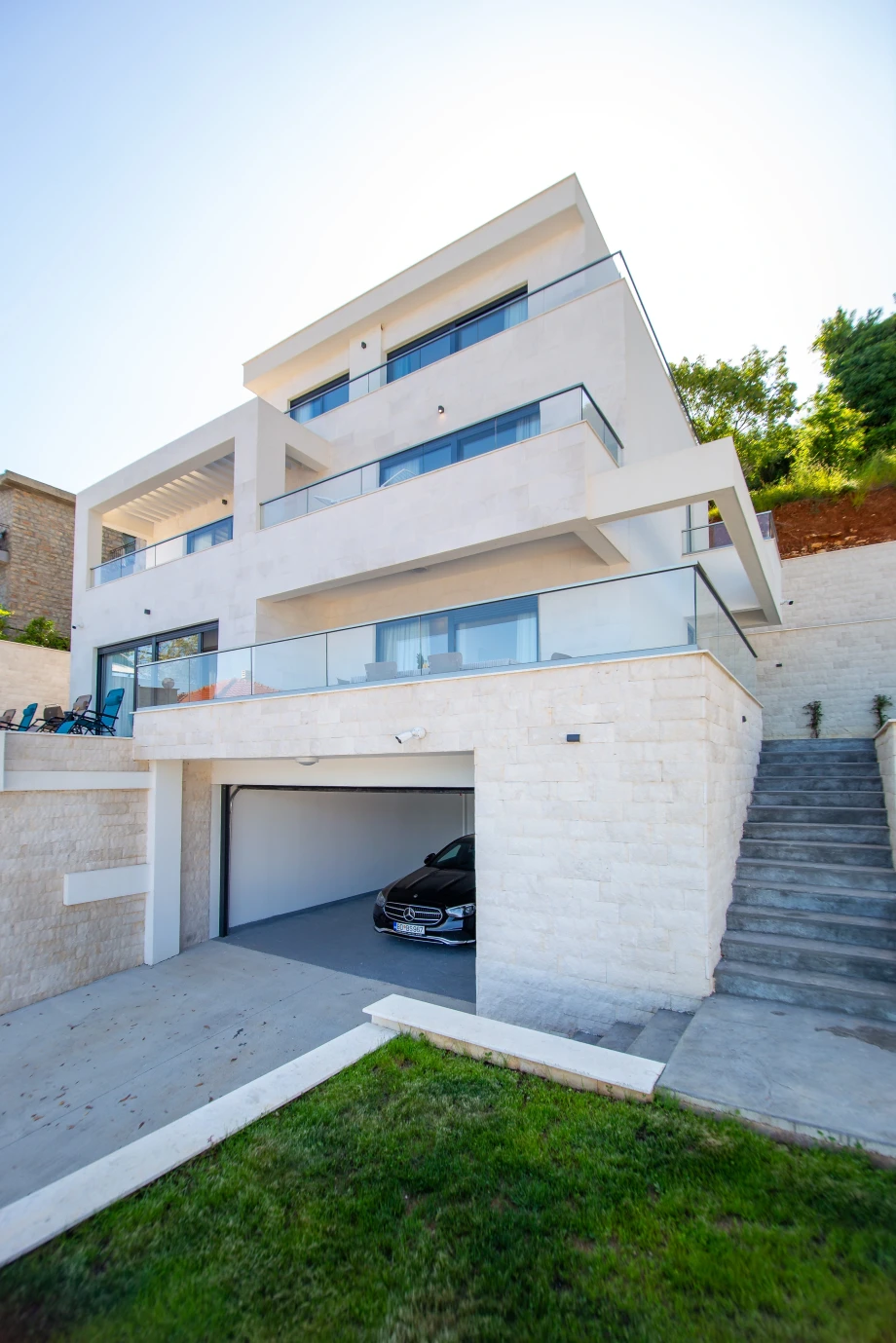 Spacious Garage at Moonstruck Villa in Budva