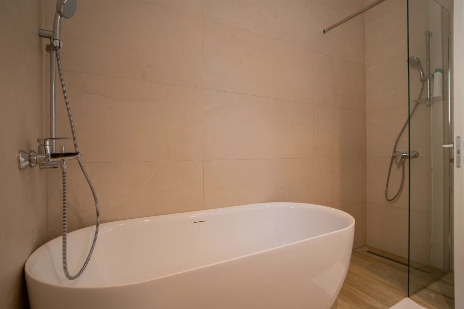 Luxurious Freestanding Bathtub with Elegant Design in Villa Bathroom