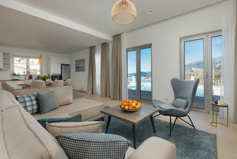 Contemporary Living Room with Modern Furnishings