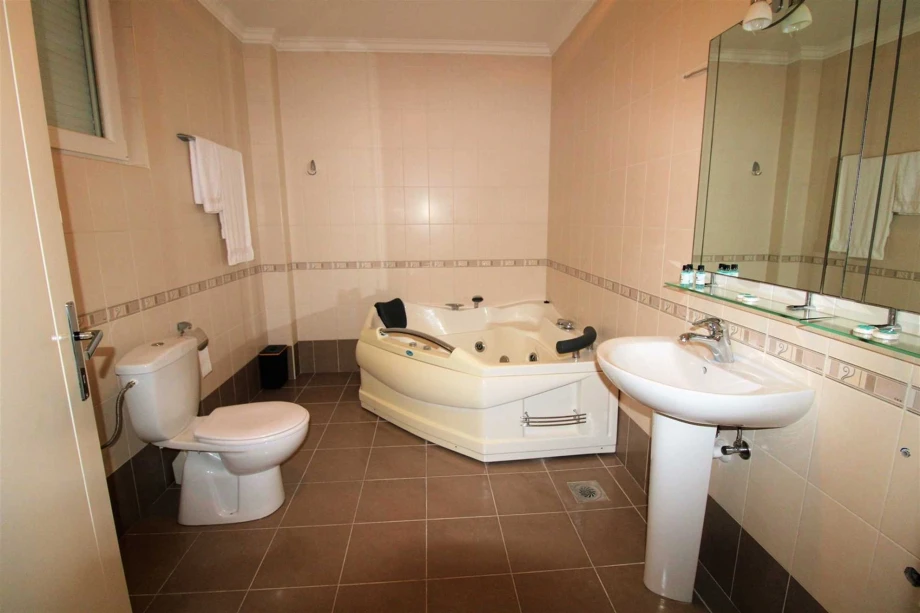 Relaxing Bathtub with Scenic Views in Villa Lalovina