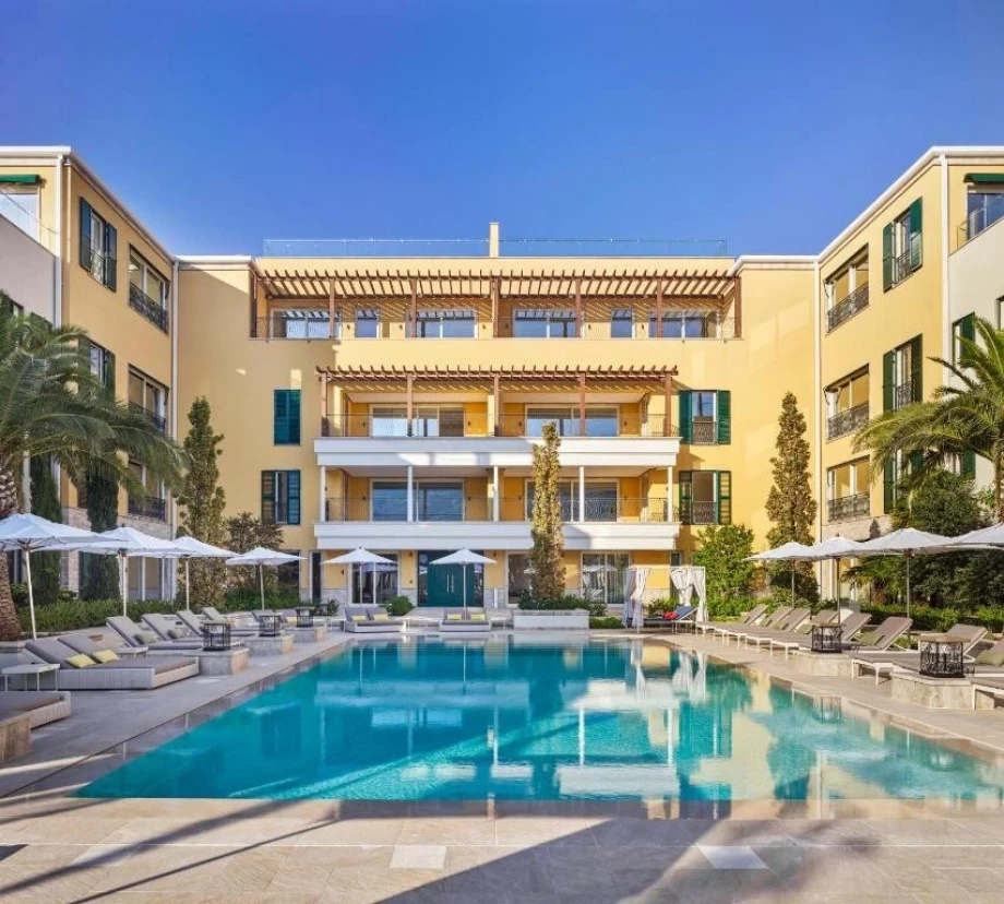 Luxury Stay at Portonovi Hotel – Outdoor Pool & Exclusive Rentals