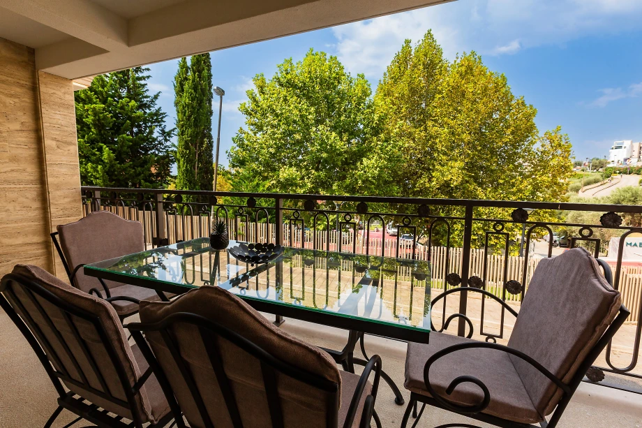 Table on the Terrace for Enjoying Stunning Views and Dining Outdoors
