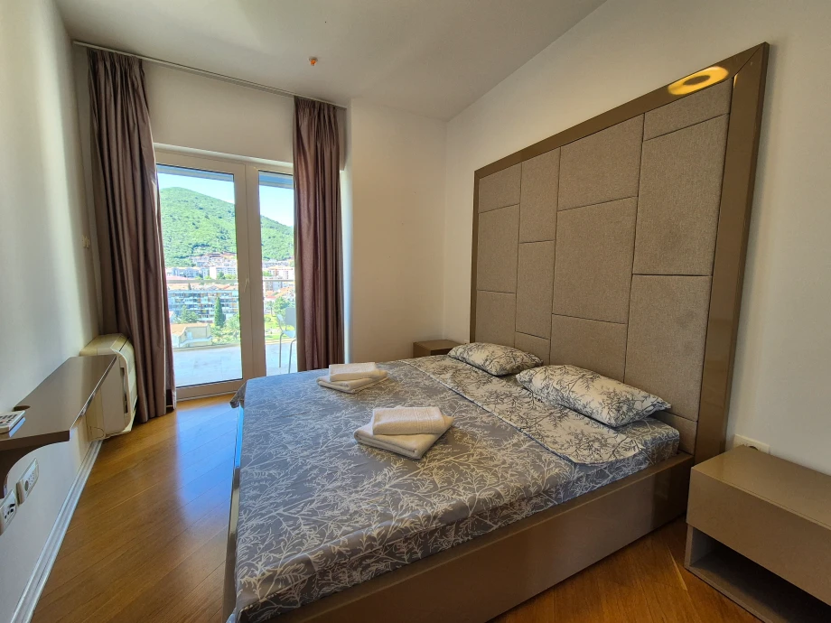 Cozy Bedroom with Comfortable Double Bed and Elegant Decor