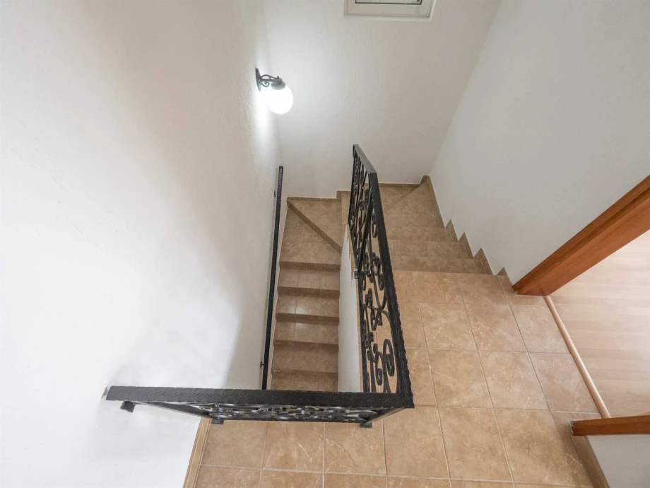 Elegant Internal Stairs in Modern Villa