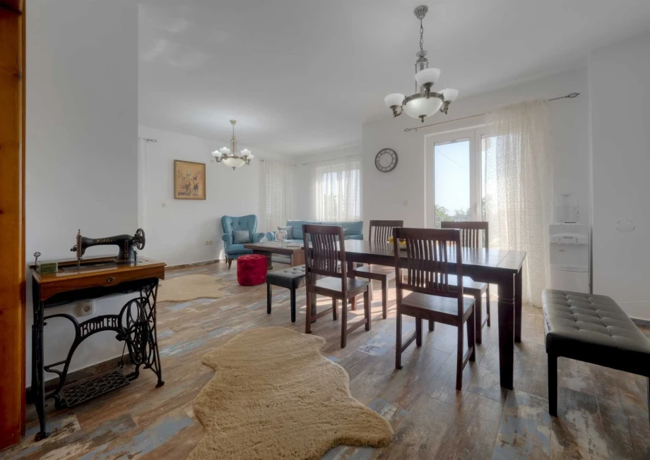 Elegant Dining Table in Contemporary Villa Dining Area