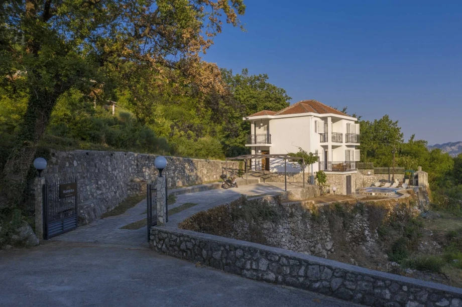 Elegant Stone Entrance Gate Leading