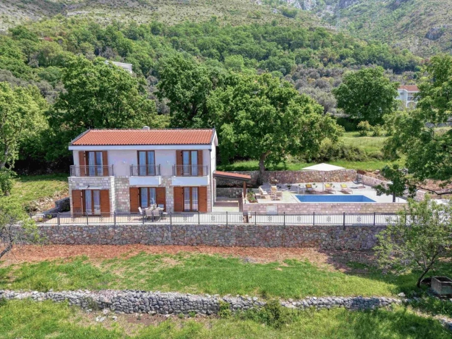 Stone Villa's Scenic Poolside View