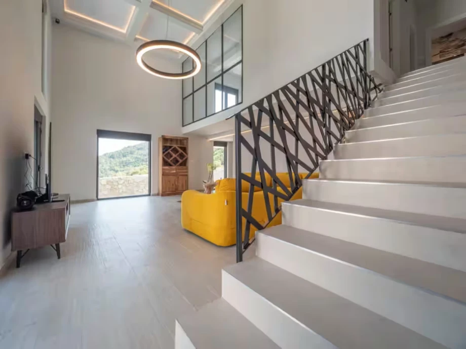 Elegant Internal Stairs Connecting Villa’s Living Spaces