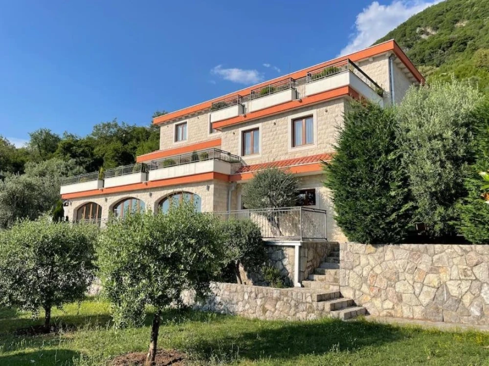 Beautiful Stone Villa with Scenic Views and Private Terrace