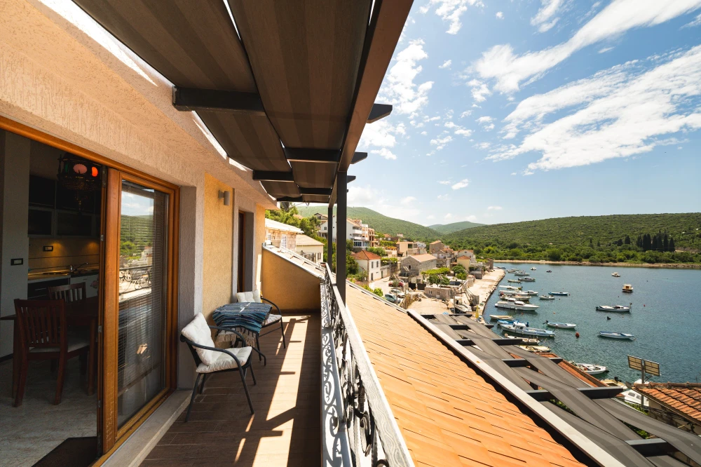 Beautiful Villa with Stunning Sea View and Spacious Terrace for Relaxation