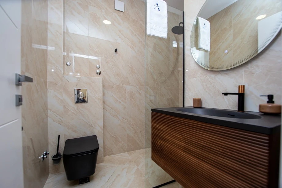 Modern Bathroom with Sleek Fixtures and Elegant Finishes – Montenegro Villa