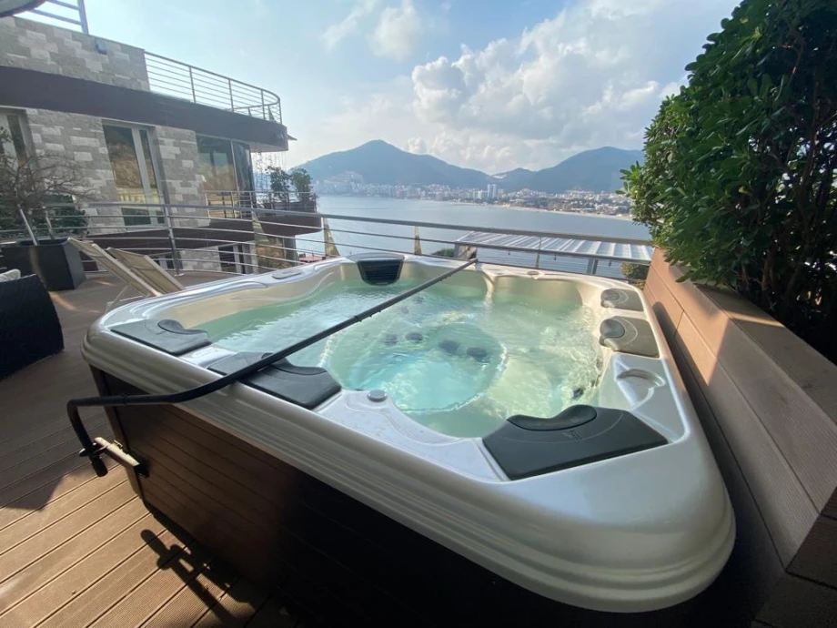 Relaxing Jacuzzi with Terrace View – Seasky Villa, Montenegro