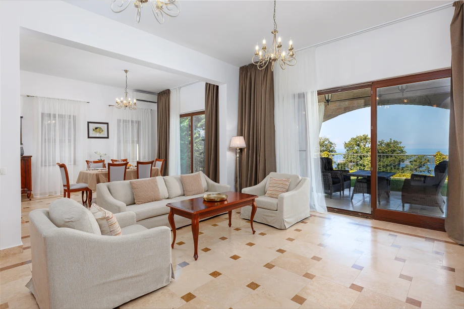 Villa Reef Sands with Pool