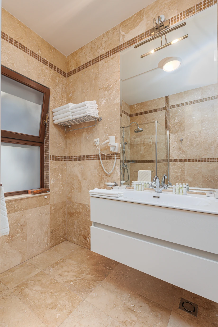 Villa Reef Sands with Pool