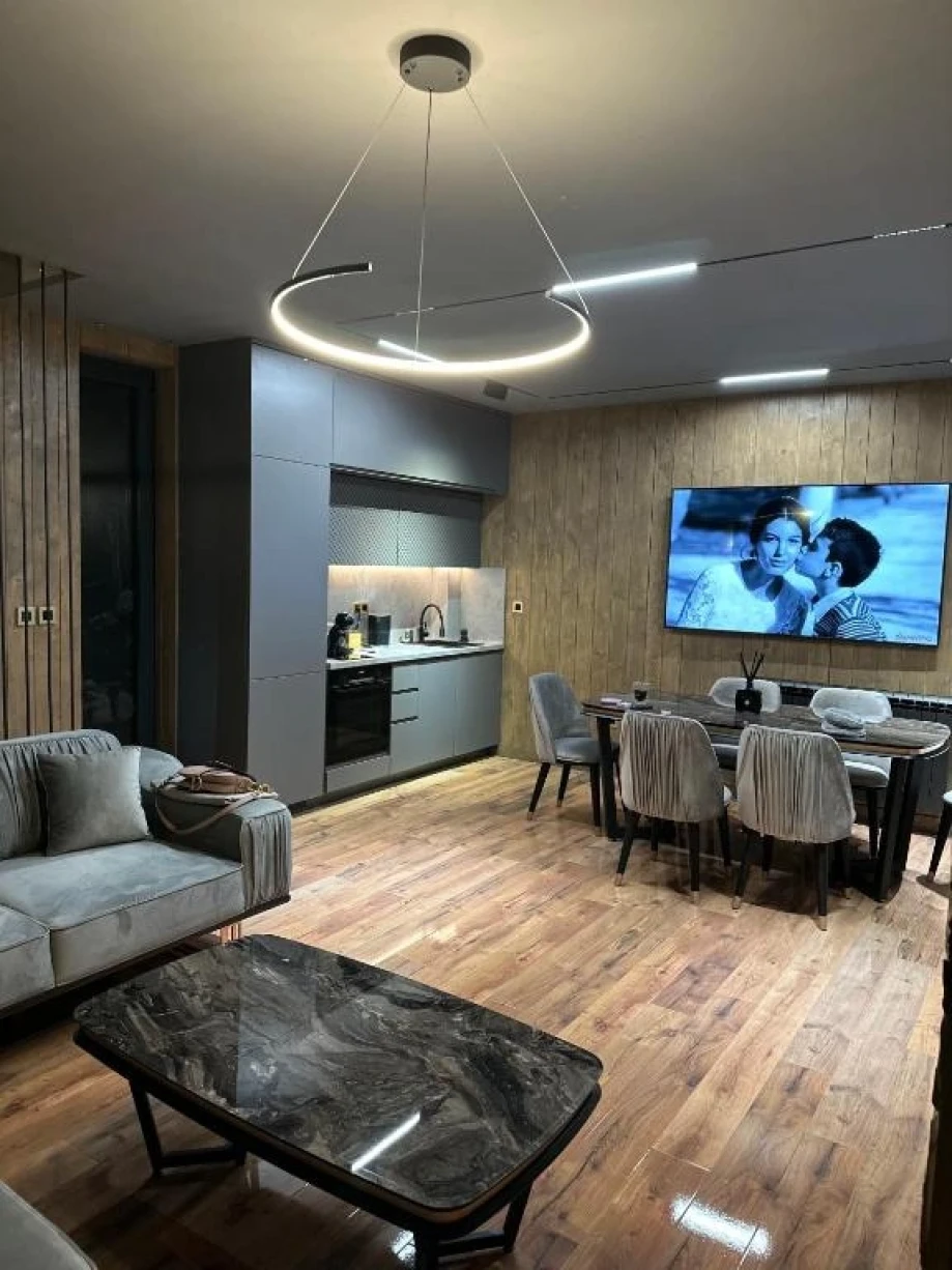 Elegant Dining Table at Montenegro Villa