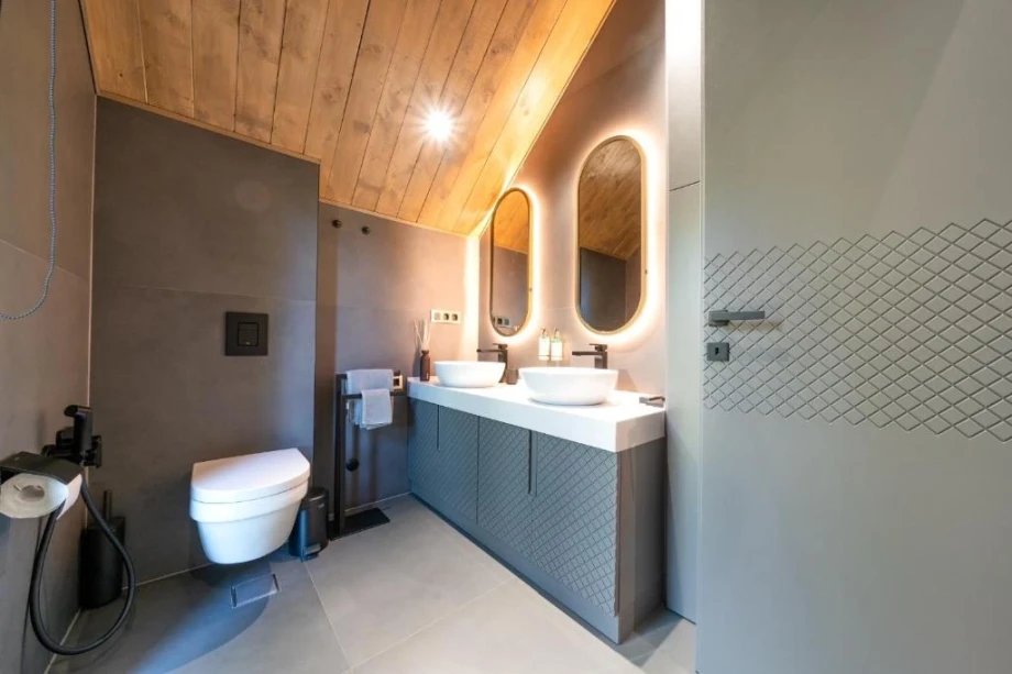 Fully Equipped Bathroom at Montenegro Villa