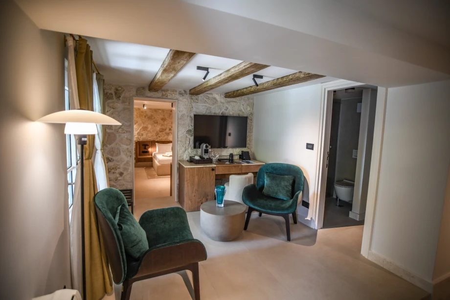 Luxury Villa Bedroom with Smart TV and Modern Interiors