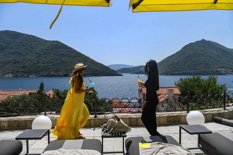 Villa Terrace with Stunning Sea View and Relaxed Ambiance