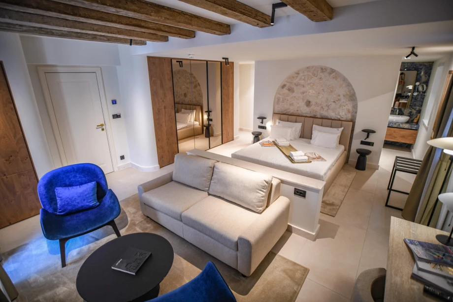 Spacious Bedroom with Elegant Interiors in Luxury Villa