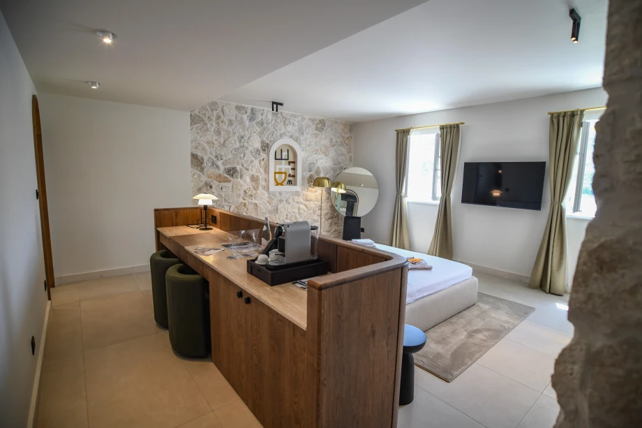 Bright and Airy Room with Elegant Interiors in Luxury Villa