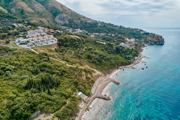 Luxury Villas in Reževići