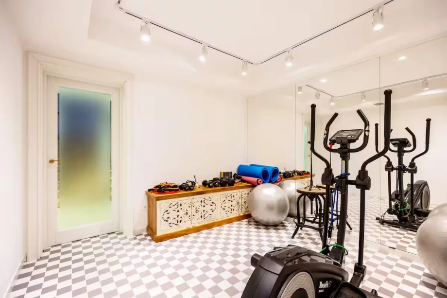 Villa Private Gym with Modern Fitness Equipment