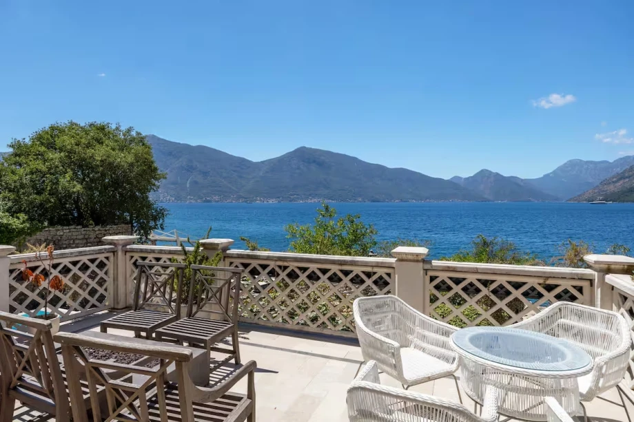 Spacious Terrace with Sea View in Kotor
