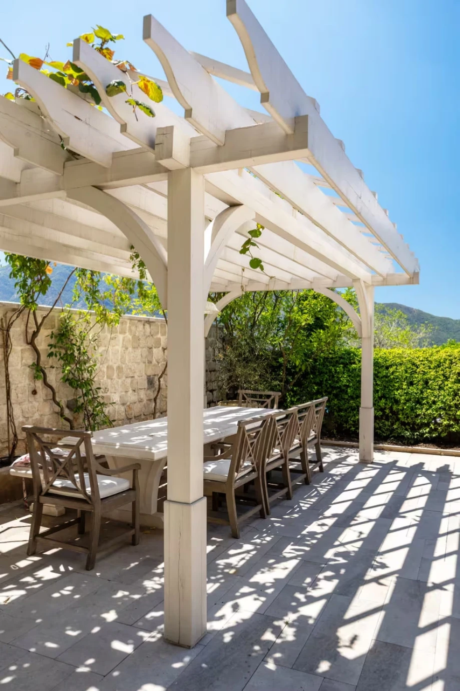 Tranquil Villa Courtyard Surrounded by Lush Greenery