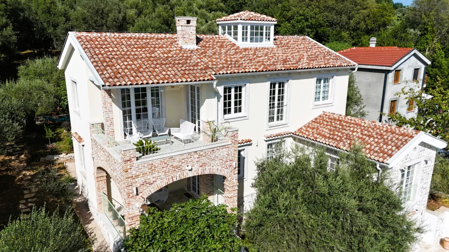 Full View of the Villa from Outside