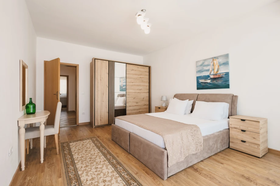 Elegant Double Bed – 7-Bedroom Beachfront Villa