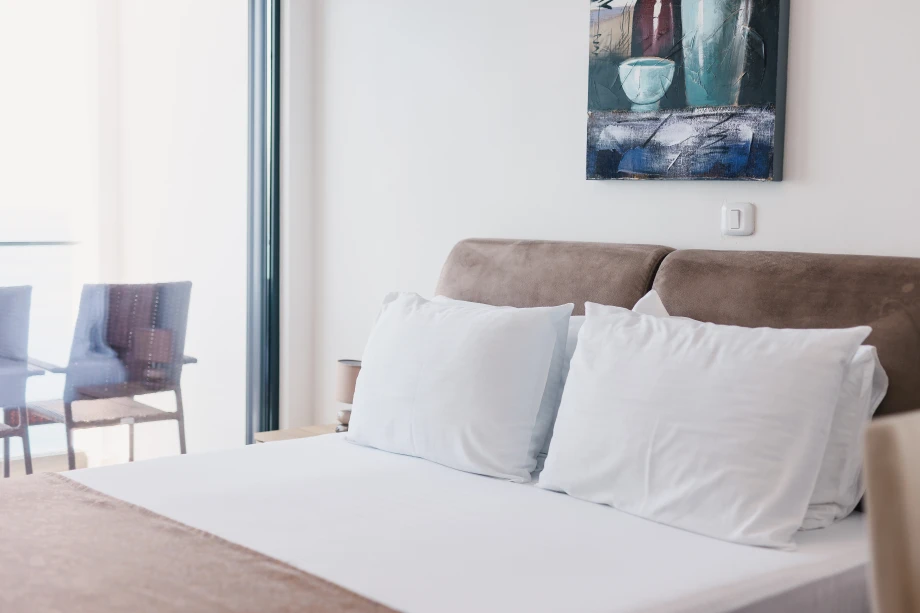 Elegant Double Bed – 7-Bedroom Beachfront Villa