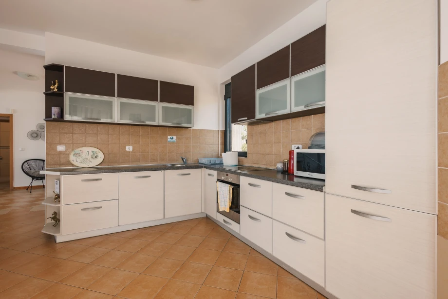 Fully Equipped Kitchen for Culinary Delights
