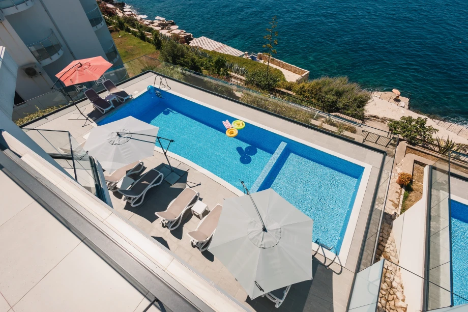 Private Pool with Stunning Sea Views