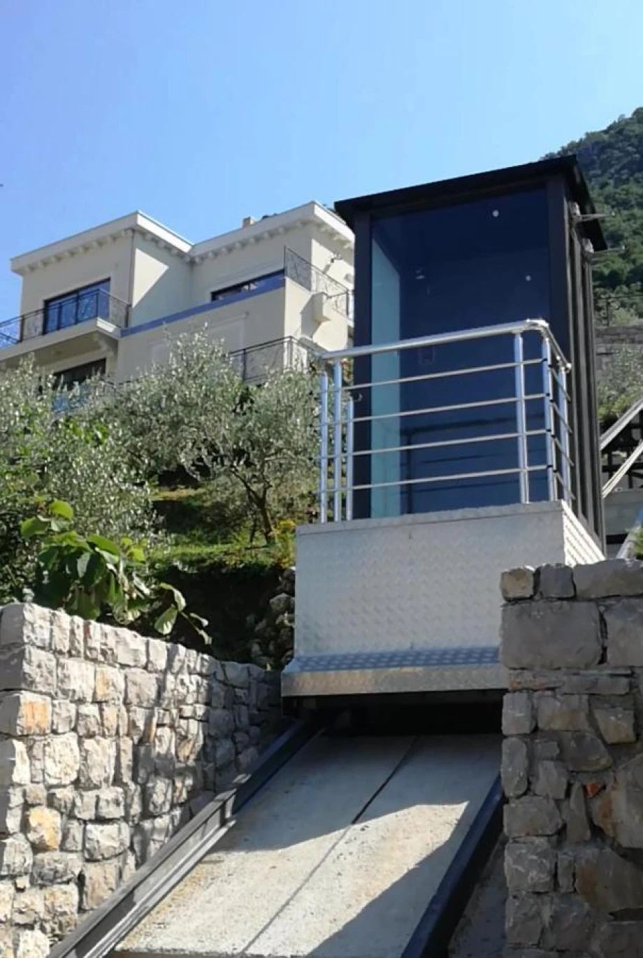 Villa Lume – Elegant Terrace Overlooking the Sea and Garden