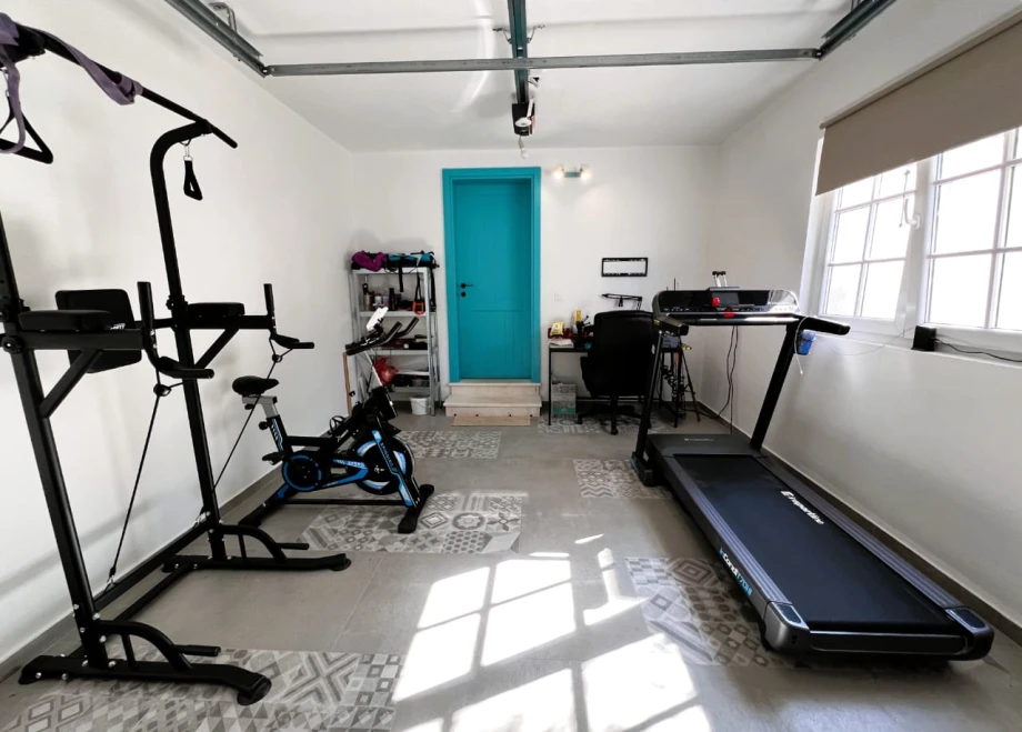 Tranquil Bay Retreat