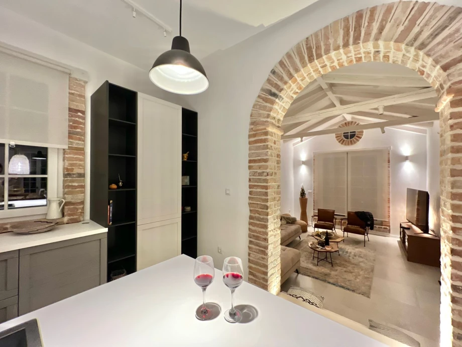 Tranquil Bay Retreat