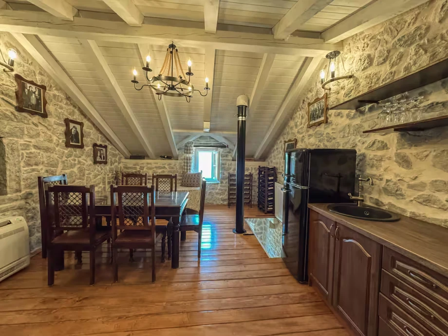 Villa Zephyr – Cozy and Inviting Living Room