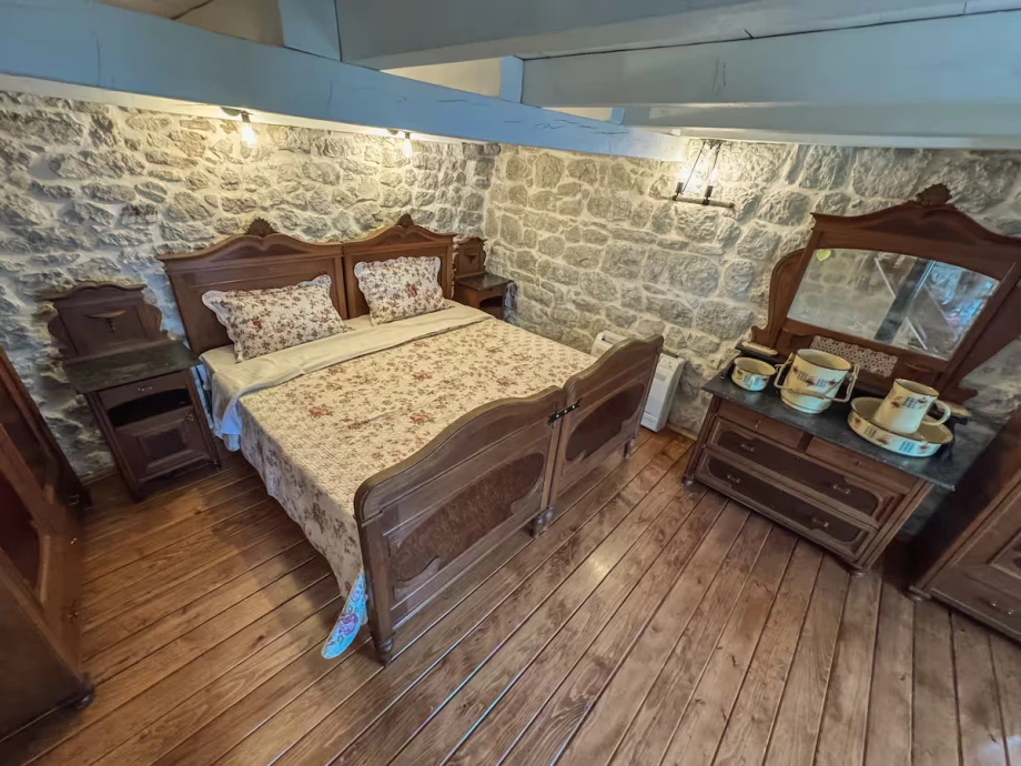 Villa Zephyr – Cozy and Comfortable Bedroom