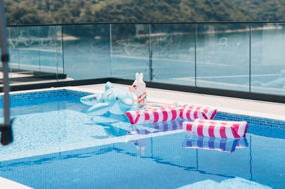 Coastal Serenity & Clean Energy