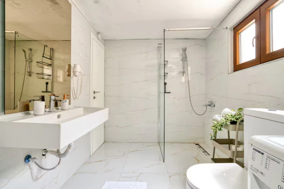 Contemporary Bathroom with Modern Comforts