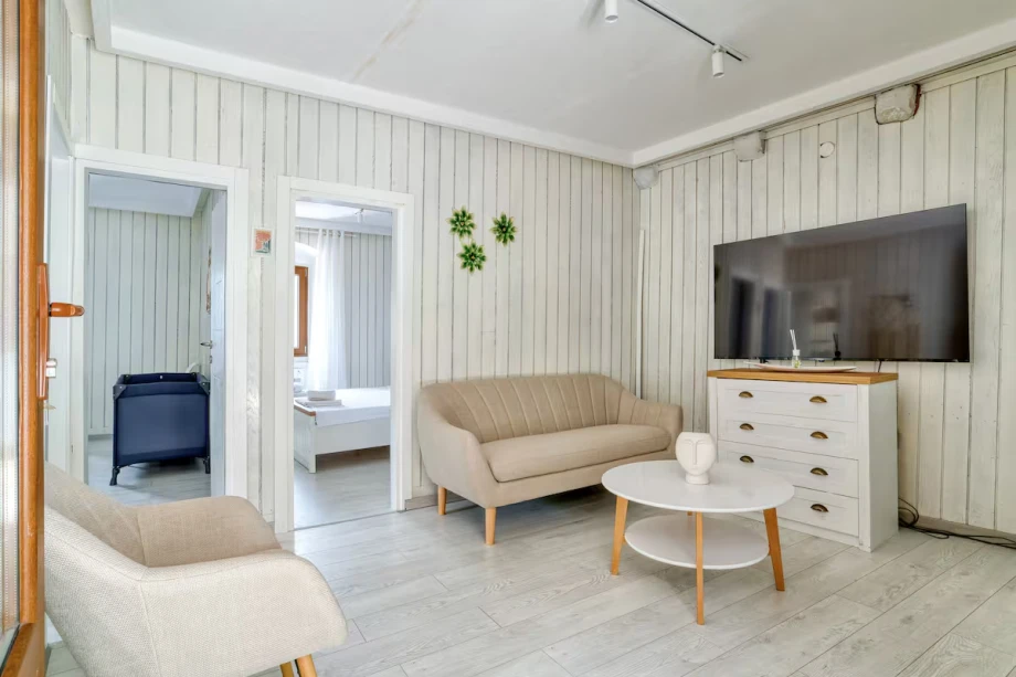 Spacious and Inviting Living Area