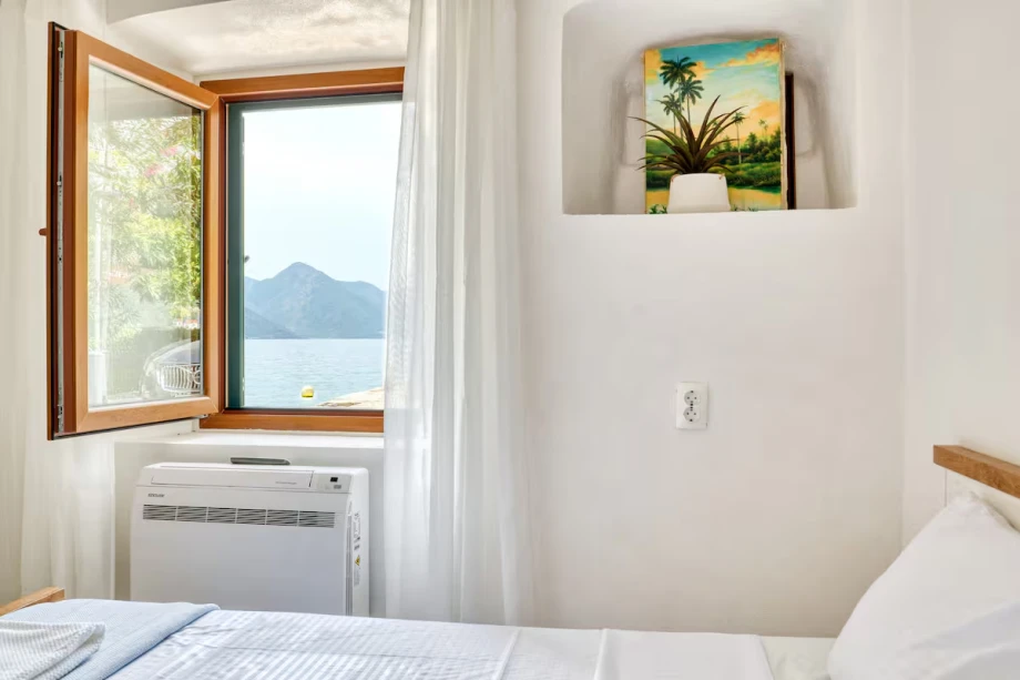 Scenic Sea Views from the Window