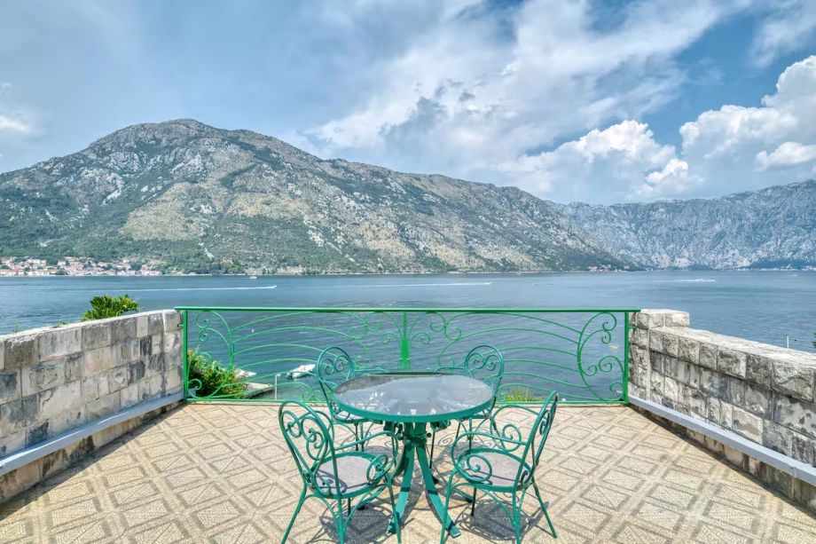 Outdoor Dining Table for Four with Sea Views