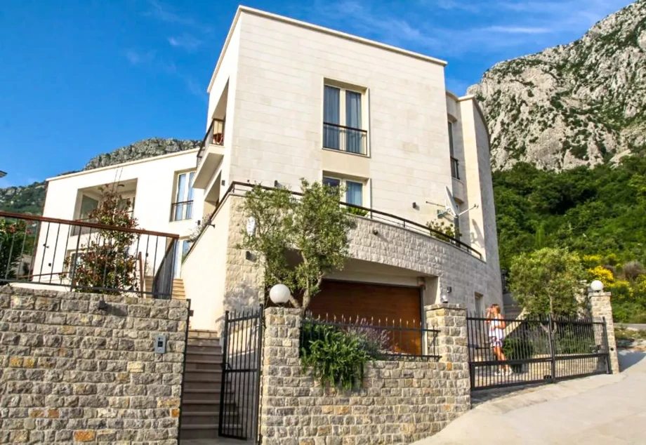 Full View of the Villa from Outside