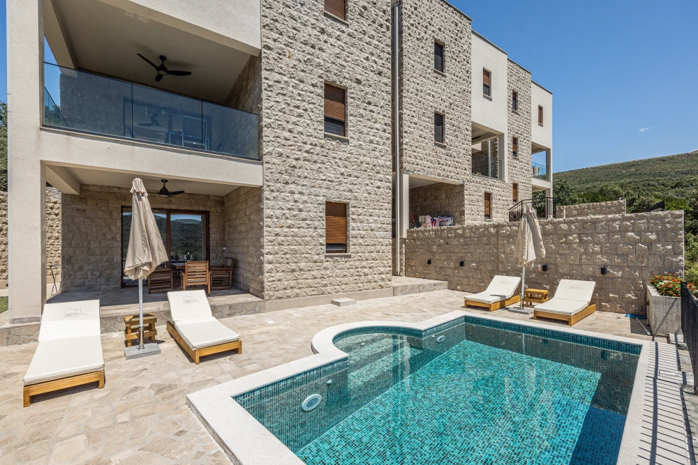 Lithomare- Private Adriatic retreat