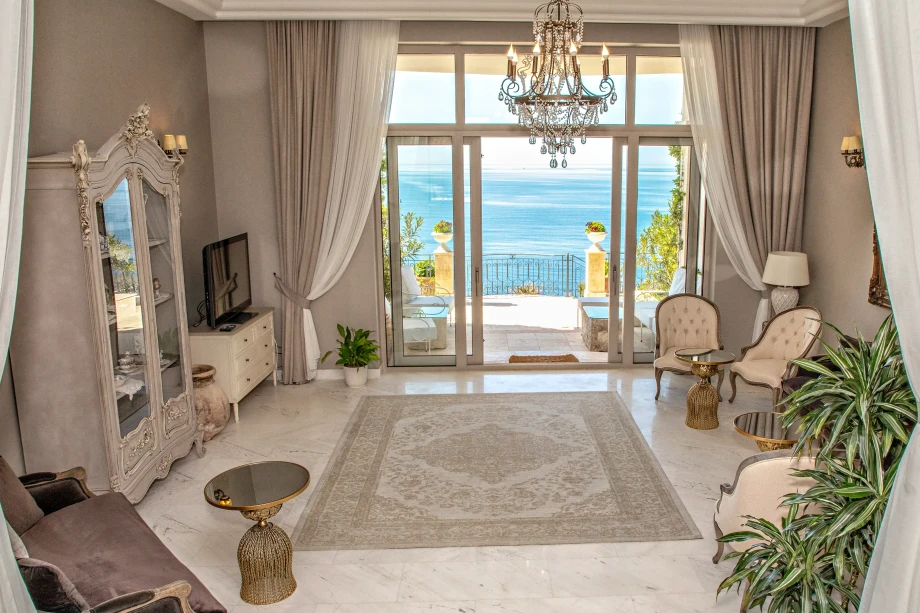 Tranquil chill-out zone at Villa Cliffside Royal Estate