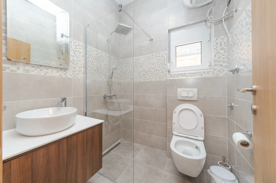 Moonstruck Villa with Pool