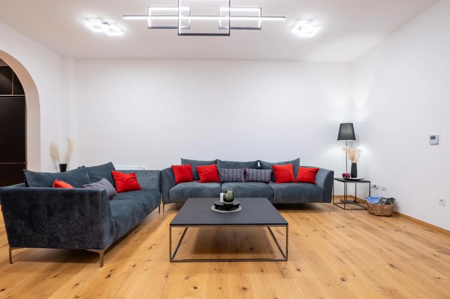 Wide Comfortable Living Area at Villa Calista Cove with Spacious Layout