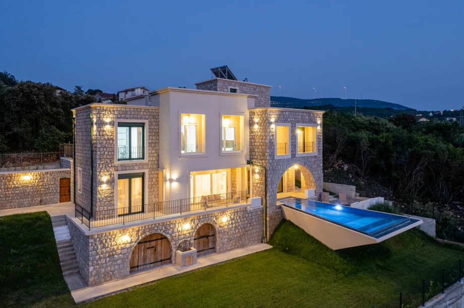 Villa Calista Cove